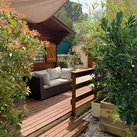 Kamp alanı Chalet, Piscine, Jacuzzi,jardin Cloture, Animaux Acceptes